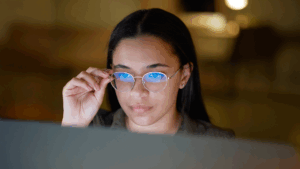 Les lunettes-anti lumière-bleue- sont-efficaces ?